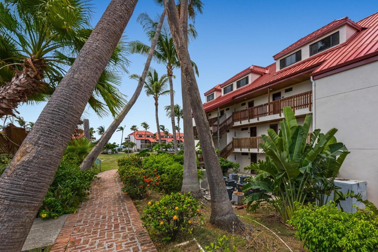 Sapphire Beach Resort East End  Bagian luar foto